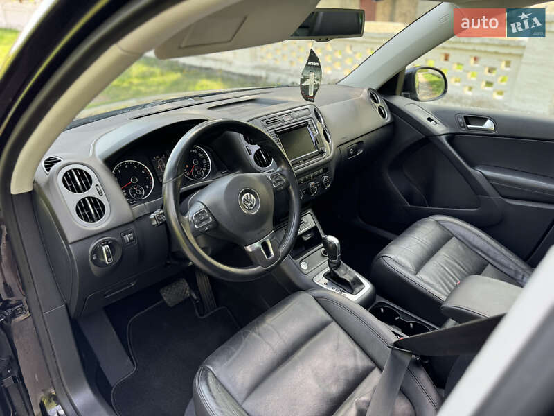 Внедорожник / Кроссовер Volkswagen Tiguan 2017 в Киеве