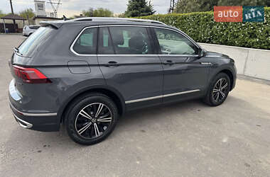 Позашляховик / Кросовер Volkswagen Tiguan 2024 в 