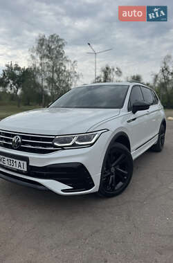 Внедорожник / Кроссовер Volkswagen Tiguan 2023 в Кривом Роге