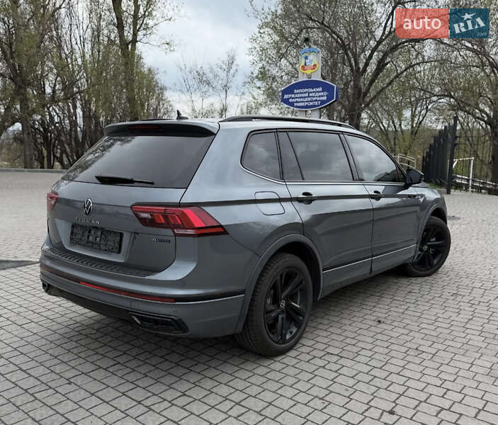 Внедорожник / Кроссовер Volkswagen Tiguan 2023 в Запорожье