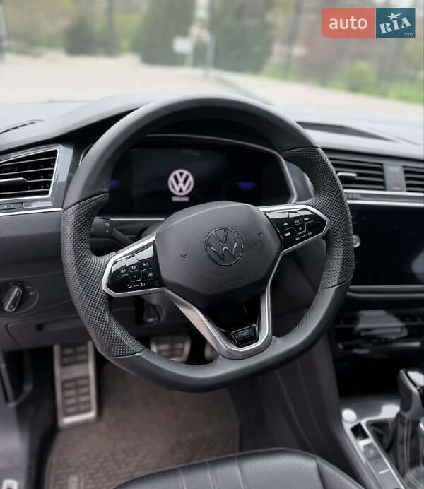 Внедорожник / Кроссовер Volkswagen Tiguan 2023 в Запорожье