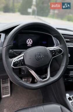 Позашляховик / Кросовер Volkswagen Tiguan 2023 в 