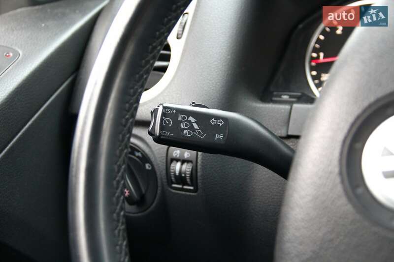 Позашляховик / Кросовер Volkswagen Tiguan 2010 в Сарнах