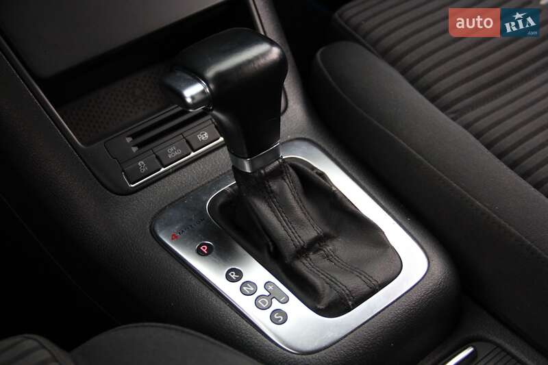 Позашляховик / Кросовер Volkswagen Tiguan 2010 в Сарнах