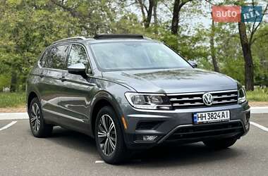 Позашляховик / Кросовер Volkswagen Tiguan 2018 в Одесі