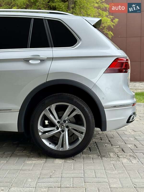 Позашляховик / Кросовер Volkswagen Tiguan 2022 в Дніпрі