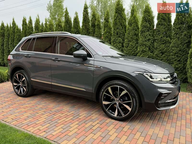 Позашляховик / Кросовер Volkswagen Tiguan 2021 в Києві