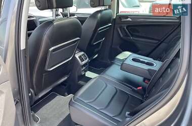 Внедорожник / Кроссовер Volkswagen Tiguan 2018 в 
