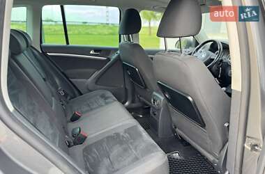 Внедорожник / Кроссовер Volkswagen Tiguan 2011 в 