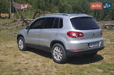 Позашляховик / Кросовер Volkswagen Tiguan 2008 в 