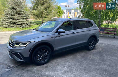 Позашляховик / Кросовер Volkswagen Tiguan 2023 в Нетішині