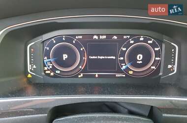Позашляховик / Кросовер Volkswagen Tiguan 2021 в 