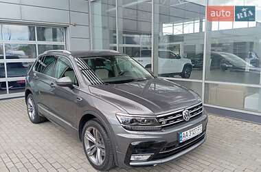 Внедорожник / Кроссовер Volkswagen Tiguan 2017 в Киеве