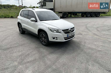 Volkswagen Tiguan 2010 Volkswagen Tiguan 2010