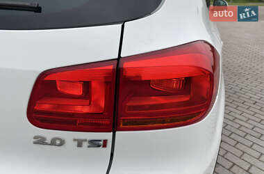Позашляховик / Кросовер Volkswagen Tiguan 2015 в 