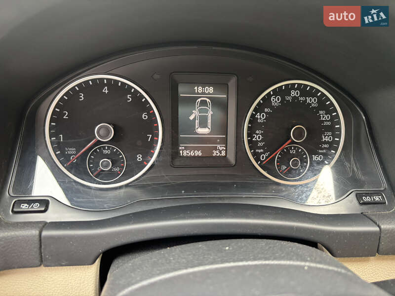 Внедорожник / Кроссовер Volkswagen Tiguan 2015 в Золочеве