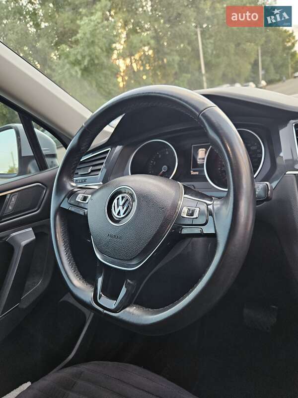 Внедорожник / Кроссовер Volkswagen Tiguan 2018 в Сумах