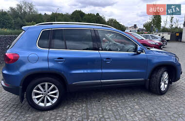 Внедорожник / Кроссовер Volkswagen Tiguan 2017 в 