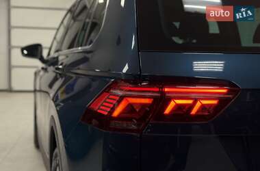 Позашляховик / Кросовер Volkswagen Tiguan 2021 в 