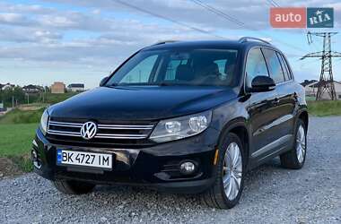 Внедорожник / Кроссовер Volkswagen Tiguan 2012 в Ровно