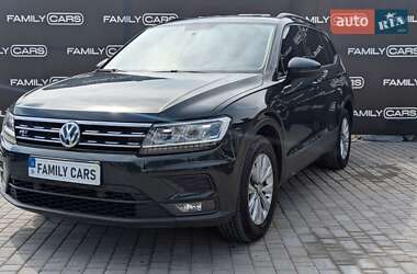 Позашляховик / Кросовер Volkswagen Tiguan 2017 в Одесі