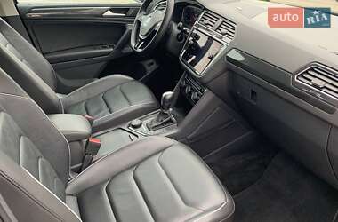 Внедорожник / Кроссовер Volkswagen Tiguan 2020 в 