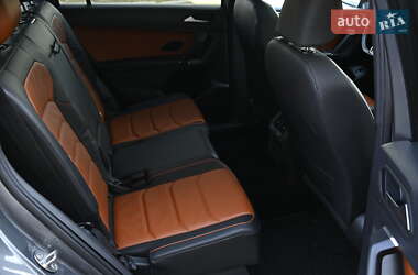 Внедорожник / Кроссовер Volkswagen Tiguan 2019 в 