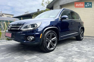 Позашляховик / Кросовер Volkswagen Tiguan 2016 в 