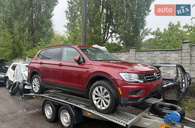 Внедорожник / Кроссовер Volkswagen Tiguan 2019 в Ровно