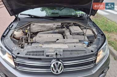 Внедорожник / Кроссовер Volkswagen Tiguan 2015 в Виннице