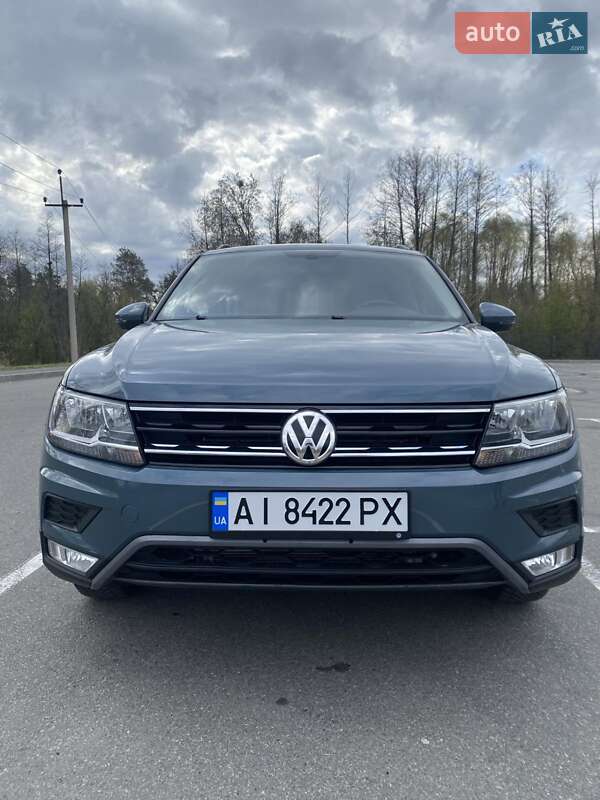Внедорожник / Кроссовер Volkswagen Tiguan 2020 в Киеве