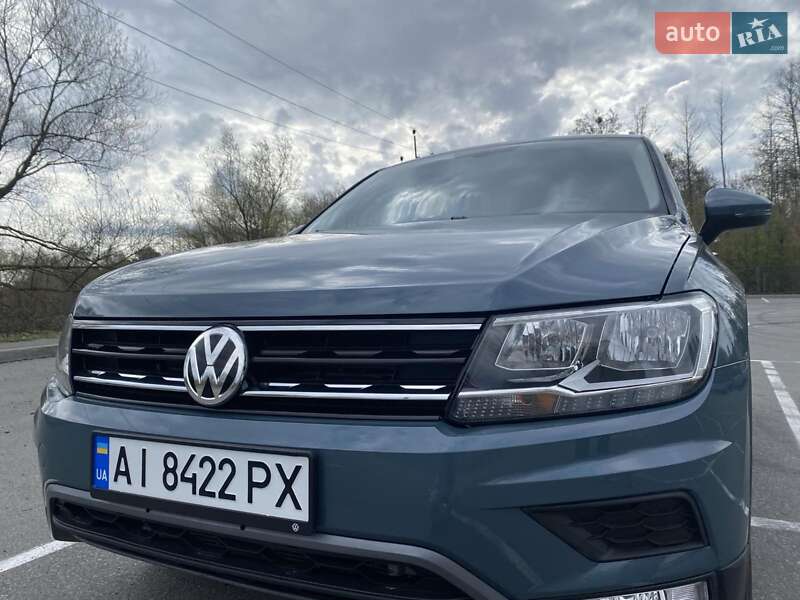 Внедорожник / Кроссовер Volkswagen Tiguan 2020 в Киеве