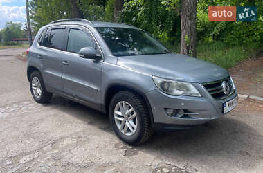 Volkswagen Tiguan 2010 Volkswagen Tiguan 2010