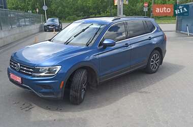 Позашляховик / Кросовер Volkswagen Tiguan 2018 в Луцьку