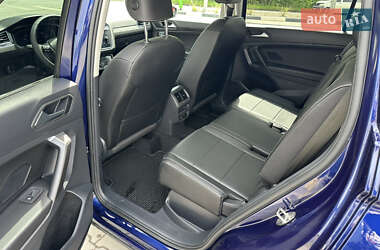 Внедорожник / Кроссовер Volkswagen Tiguan 2021 в 