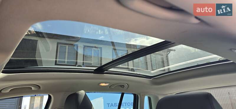 Внедорожник / Кроссовер Volkswagen Tiguan 2015 в Киеве