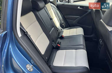 Внедорожник / Кроссовер Volkswagen Tiguan 2016 в 
