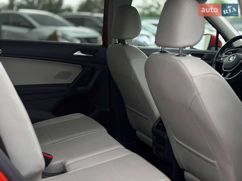 Внедорожник / Кроссовер Volkswagen Tiguan 2019 в Харькове