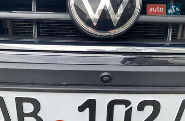 Позашляховик / Кросовер Volkswagen Tiguan 2021 в 