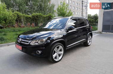 Позашляховик / Кросовер Volkswagen Tiguan 2015 в Луцьку