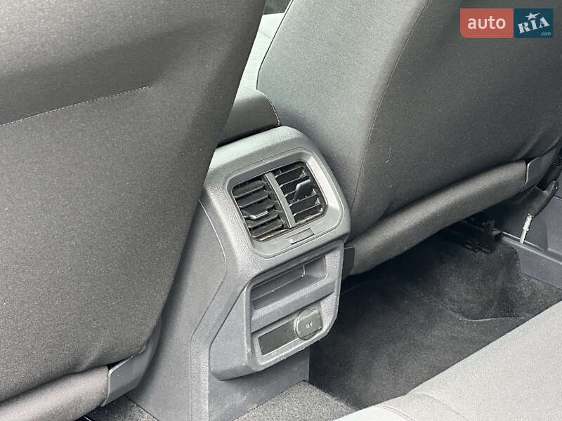 Внедорожник / Кроссовер Volkswagen Tiguan 2018 в Днепре