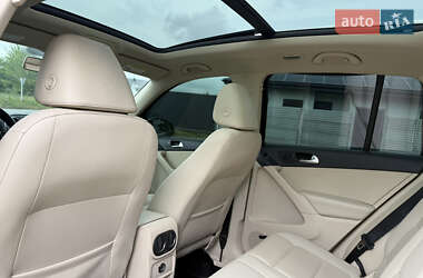 Позашляховик / Кросовер Volkswagen Tiguan 2014 в 