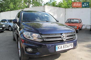 Внедорожник / Кроссовер Volkswagen Tiguan 2011 в Киеве