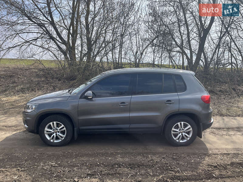Внедорожник / Кроссовер Volkswagen Tiguan 2013 в Житомире