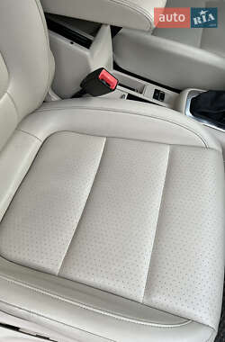 Позашляховик / Кросовер Volkswagen Tiguan 2012 в 