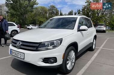 Внедорожник / Кроссовер Volkswagen Tiguan 2012 в Одессе