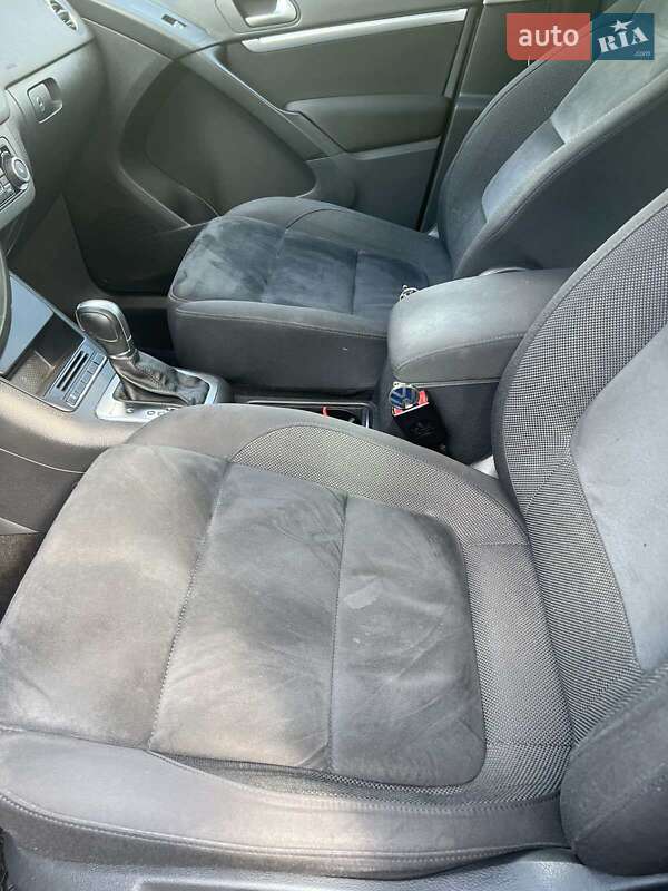 Внедорожник / Кроссовер Volkswagen Tiguan 2014 в Днепре