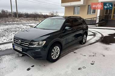 Позашляховик / Кросовер Volkswagen Tiguan 2018 в Києві