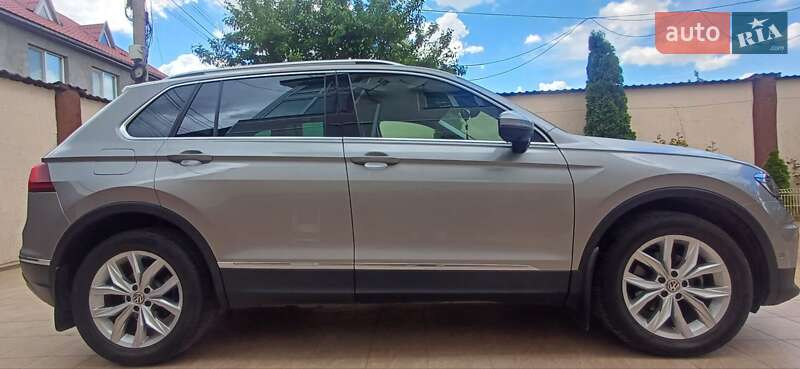 Позашляховик / Кросовер Volkswagen Tiguan 2020 в Одесі