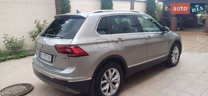 Позашляховик / Кросовер Volkswagen Tiguan 2020 в Одесі